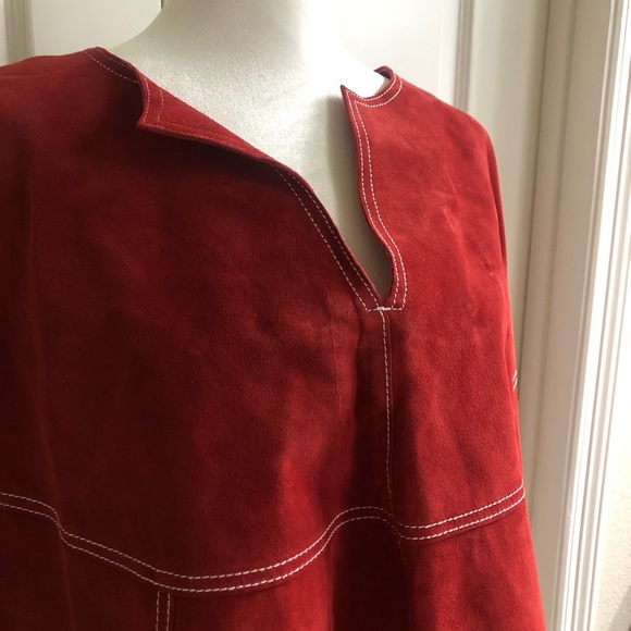 Vintage Red Leather Cape! Gorgeous accessory. Excellent quality & craftsmanship - Picture 1 of 7
